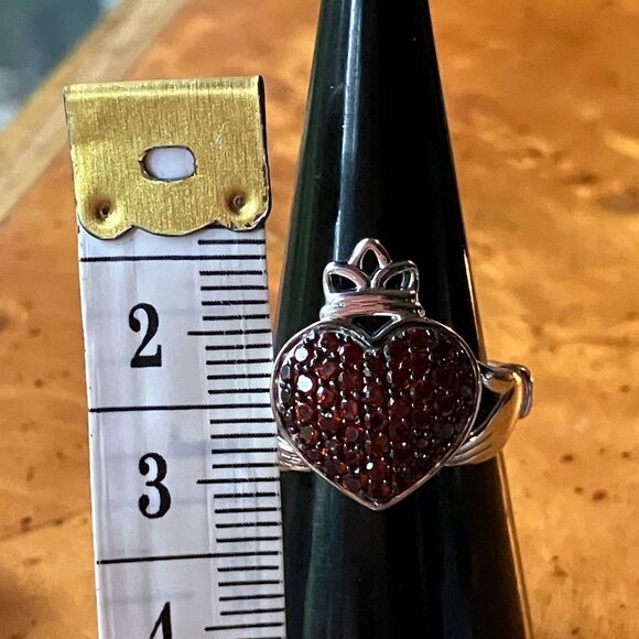 Natural Red Garnet Sterling Silver Claddagh Ring Size 6 - Picture 7 of 9